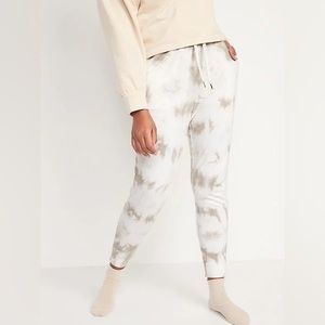 NWT Old Navy Mid-Rise Street Jogger Size Medium